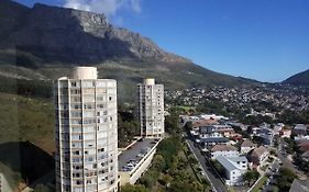 Disa Park 17Th Floor Apartment With City Views